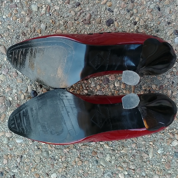 John Fluevog Red Stiletto Heels - Picture 10 of 11